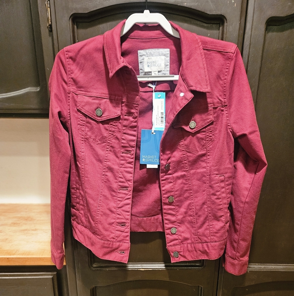 NWT Market & Spruce Camila Boyfriend Denim Jacket Color Is Burgundy Looks Red